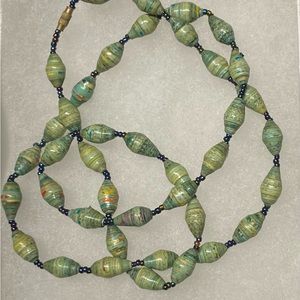 Vintage paper necklace 31 in